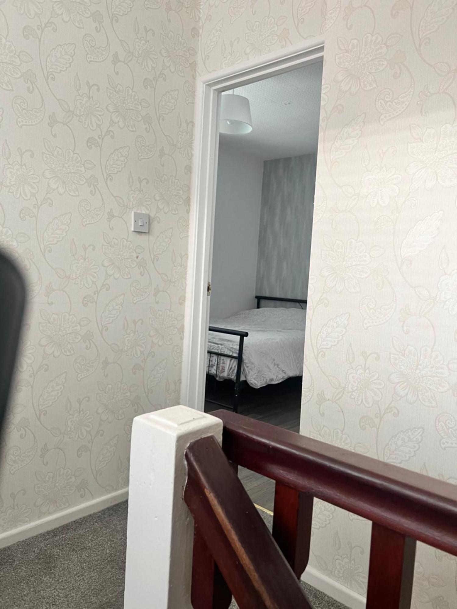 Macs Belfast Single Bedroom المظهر الخارجي الصورة