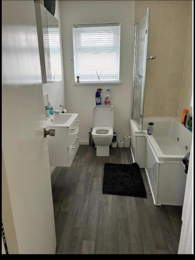Macs Belfast Single Bedroom المظهر الخارجي الصورة