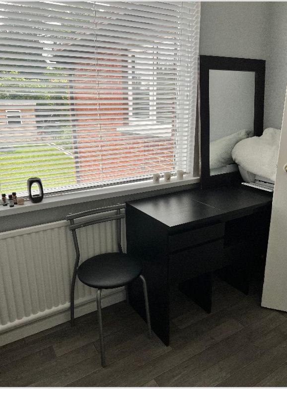 Macs Belfast Single Bedroom المظهر الخارجي الصورة